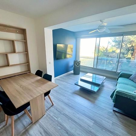 Apt Golfe Juan - 5Min Des Plages - Parking Privee - Piscine Rooftop Валлоріс Екстер'єр фото