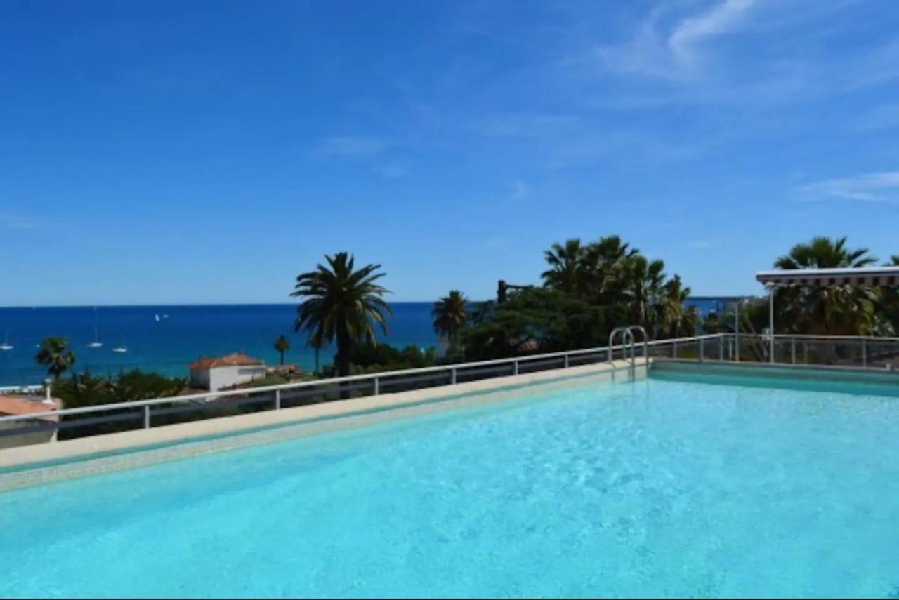 Apt Golfe Juan - 5Min Des Plages - Parking Privee - Piscine Rooftop Валлоріс Екстер'єр фото
